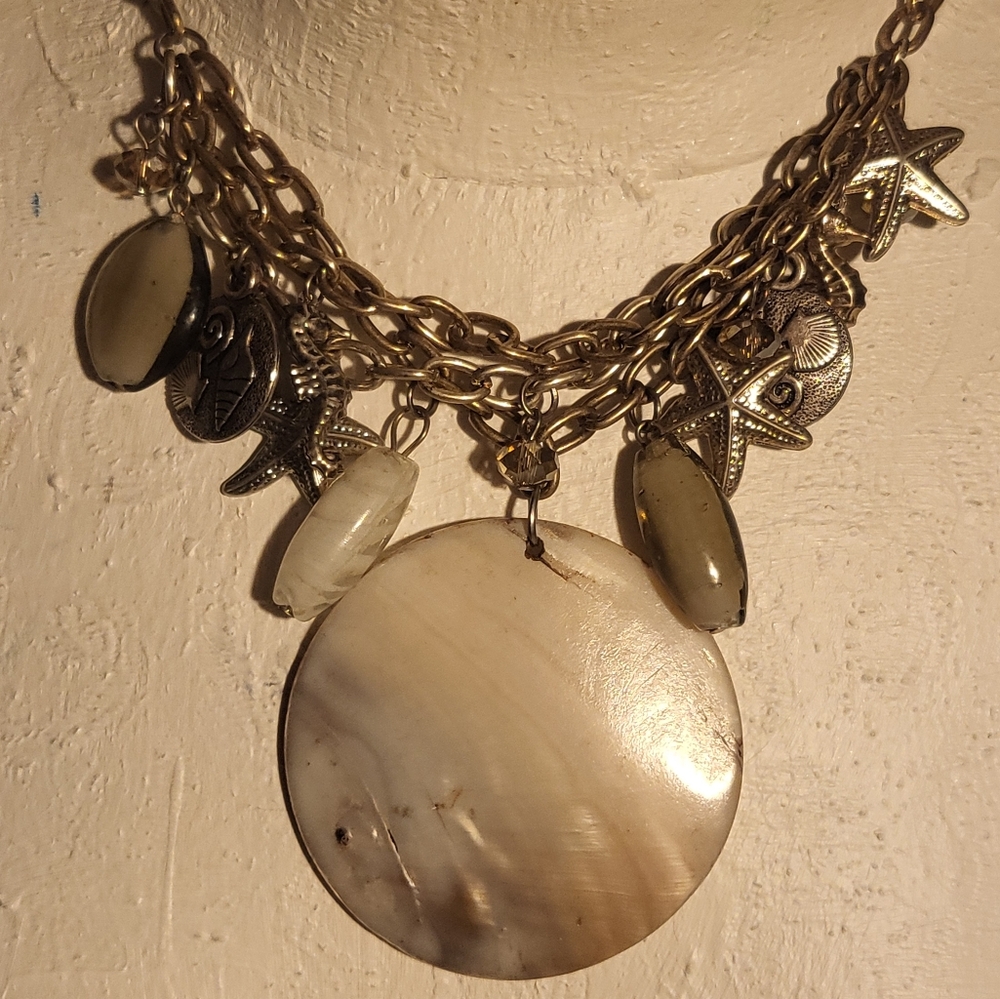 NWOT Chicos Elegant Shell Pendant Necklace with Charms